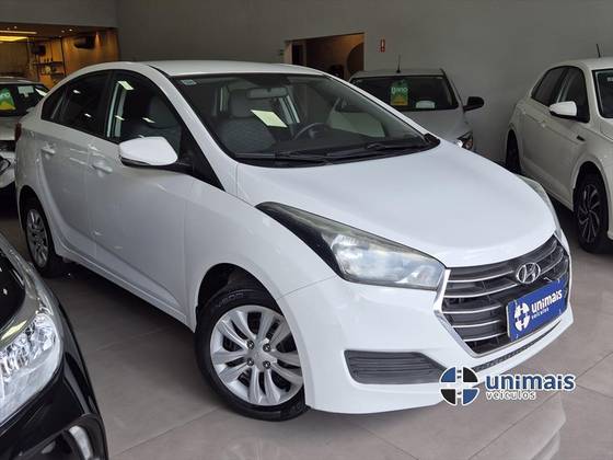 HYUNDAI HB20S 1.6 COMFORT PLUS 16V FLEX 4P MANUAL HYUNDAI HB20S 1.6 COMFORT PLUS 16V FLEX 4P MANUAL
